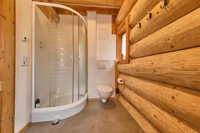 Ein Badezimmer in der Unterkunft Drei Hittn Saalbach
