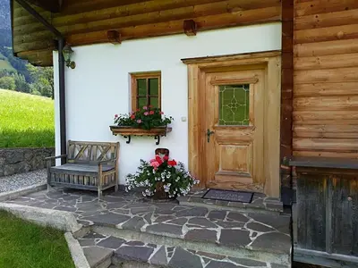 Ein Garten an der Unterkunft Außermoos-Zuhaus