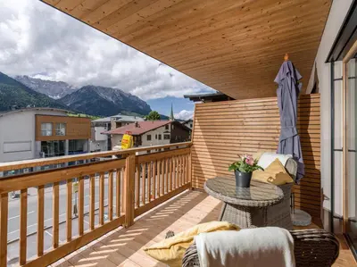 Ein allgemeiner Bergblick oder ein Berglick von der Ferienwohnung aus