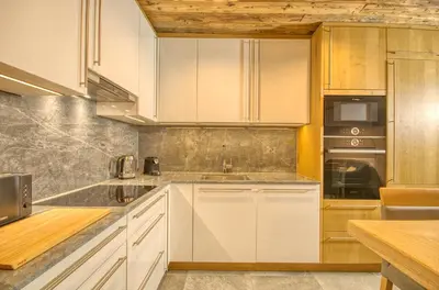 Küche/Küchenzeile in der Unterkunft Juwel 10 - by Alpen Apartments