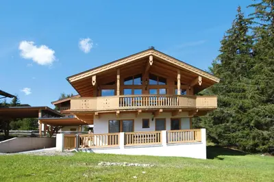 Das Gebäude in dem sich das Chalet befindet