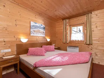 Ein Bett oder Betten in einem Zimmer der Unterkunft Holiday Home Lindenalm by Interhome