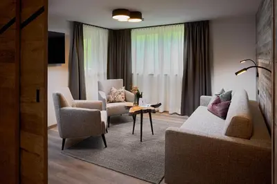 Ein Sitzbereich in der Unterkunft Mei.Berg premium view Appartements