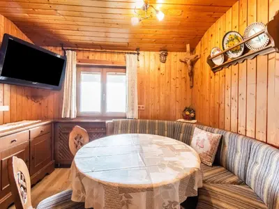 TV/Unterhaltungsangebot in der Unterkunft Holiday Home in Zillertal near Ski Slopes