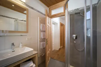 Ein Badezimmer in der Unterkunft Haus Haggenmüller