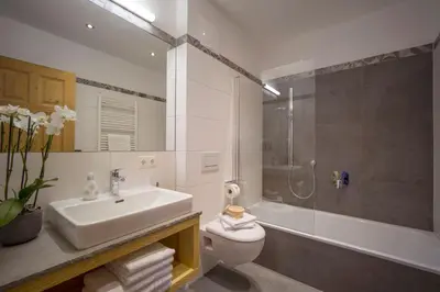 Ein Badezimmer in der Unterkunft Haus Haggenmüller