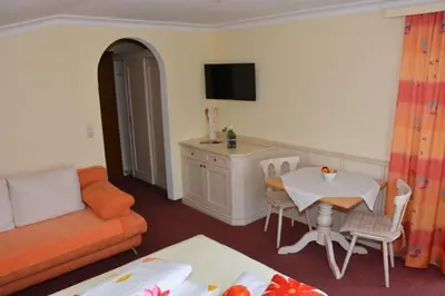 Ein Sitzbereich in der Unterkunft Haus Panorama