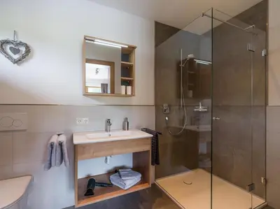 Ein Badezimmer in der Unterkunft Reh4 Appartement