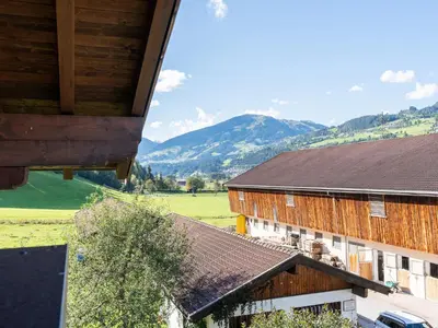 Ein allgemeiner Bergblick oder ein Berglick von der Ferienwohnung aus