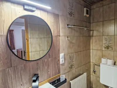 Ein Badezimmer in der Unterkunft Holiday Home Lamplberg by Interhome