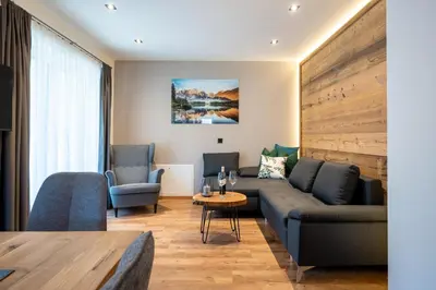 Ein Sitzbereich in der Unterkunft Apartment Waldherz