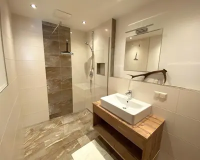 Ein Badezimmer in der Unterkunft Appartements Zwölferkogelblick