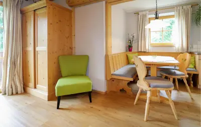Ein Sitzbereich in der Unterkunft Ferienwohnung In Ruhiger Lage