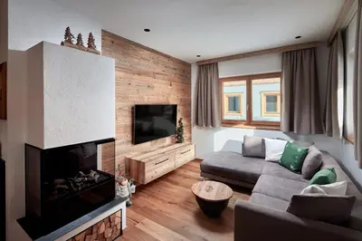 TV/Unterhaltungsangebot in der Unterkunft Alpin Residenzen Buchensteinwand St. Ulrich by Alpina-Holiday