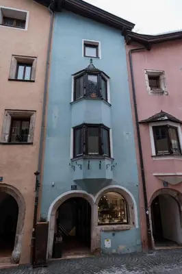 Das Gebäude in dem sich die Ferienwohnung befindet