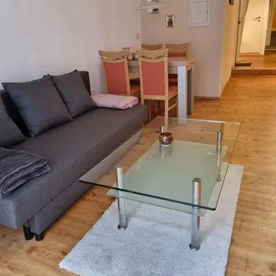Ein Sitzbereich in der Unterkunft Ferienwohnung Martin