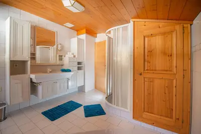 Ein Badezimmer in der Unterkunft Appartment Lechner