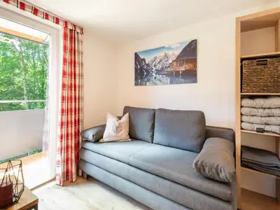 Ein Sitzbereich in der Unterkunft Apartment Bramberg near Wildkogel Ski Lift