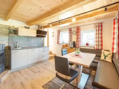 Küche/Küchenzeile in der Unterkunft Apartment Bramberg near Wildkogel Ski Lift