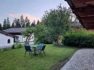 Ein Garten an der Unterkunft Ferienwohnung Erhart Scheffau