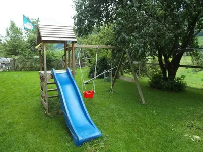 Ein Kinderspielbereich in der Unterkunft Apartments Teglbauernhof, Hütte, Chalet, Mobilheim, Appartement, Ferienwohnung, Pension, Urlaub