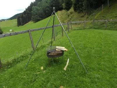 Ein Garten an der Unterkunft Apartments Teglbauernhof, Hütte, Chalet, Mobilheim, Appartement, Ferienwohnung, Pension, Urlaub