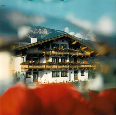 Ein allgemeiner Bergblick oder ein Berglick von der Ferienwohnung aus