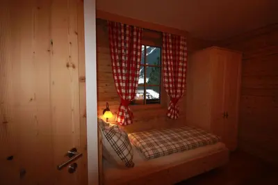 Ein Bett oder Betten in einem Zimmer der Unterkunft Landgasthof Kirchenwirt