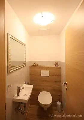 Ein Badezimmer in der Unterkunft Apartment Schneeberger