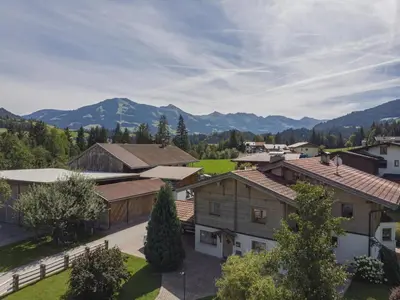 Ein allgemeiner Bergblick oder ein Berglick von der Ferienwohnung aus