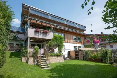 Ein Garten an der Unterkunft Appartement Murmele