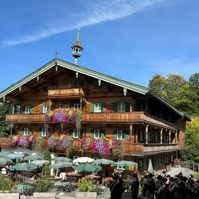Hallerwirt Homes