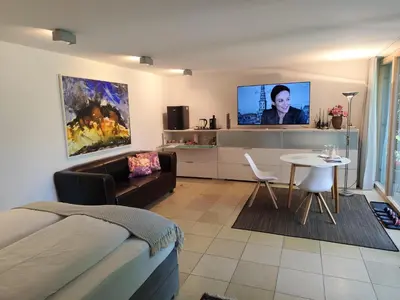 TV/Unterhaltungsangebot in der Unterkunft INN-Studio Ursula