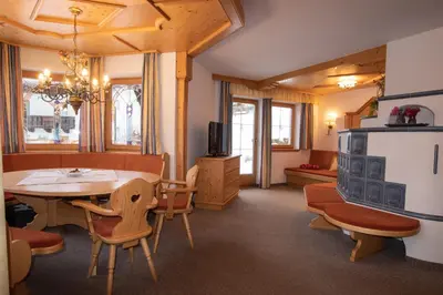 Ein Sitzbereich in der Unterkunft Ferienhaus Schatzberg Panorama WILD447
