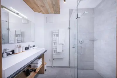 Ein Badezimmer in der Unterkunft Apartment Streif LXL