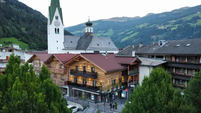Ein allgemeiner Bergblick oder ein Berglick von der Ferienwohnung aus