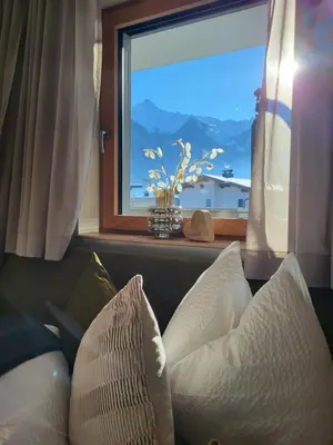 Ein allgemeiner Bergblick oder ein Berglick von der Ferienwohnung aus