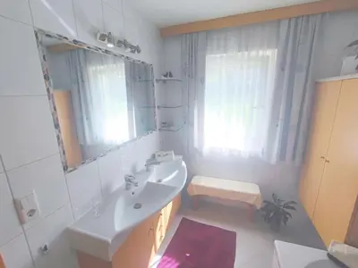 Ein Badezimmer in der Unterkunft Chalet in Ramsau near Horbergbahn Ski Lift