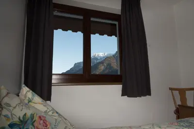 Ein allgemeiner Bergblick oder ein Berglick von der Ferienwohnung aus