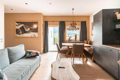 Ein Sitzbereich in der Unterkunft Westendorf Alpen Lodge