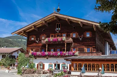 Ein allgemeiner Bergblick oder ein Berglick von der Ferienwohnung aus