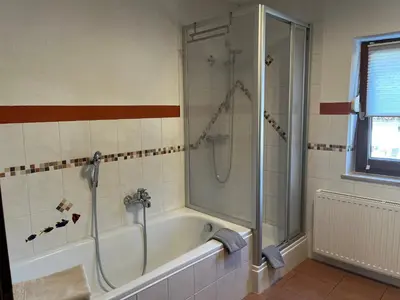 Ein Badezimmer in der Unterkunft Haus Amalie
