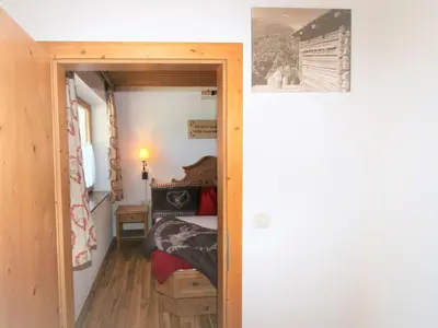 Ein Sitzbereich in der Unterkunft Apartment Chalet Astholz by Interhome
