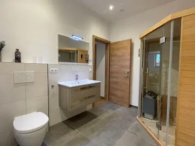 Ein Badezimmer in der Unterkunft Apartment Panoramablick by Interhome