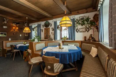 Ein Sitzbereich in der Unterkunft Kaiserpension Müllnerhof