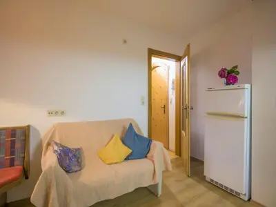 Ein Bett oder Betten in einem Zimmer der Unterkunft Apartment in Fügen near Hochzillertal Skiing