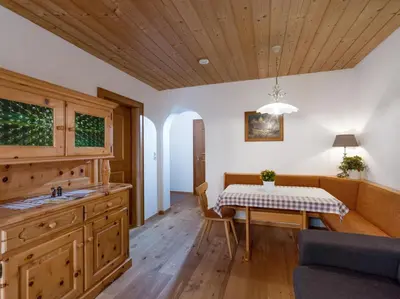Ein Sitzbereich in der Unterkunft Haus Dorfblick