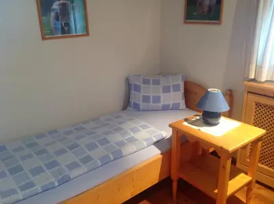 Ein Bett oder Betten in einem Zimmer der Unterkunft Ferienwohnung Freudenmacher