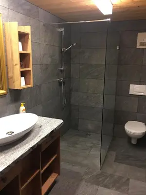 Ein Badezimmer in der Unterkunft Hütte - Ferienhaus Bischoferhütte für 2-10 Personen
