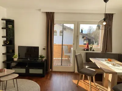 Ein Sitzbereich in der Unterkunft Wohnung Steixner